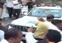 Chhatrapati Sambhajinagar ZP Election : छत्रपती संभाजीनगरमध्ये महायुतीत मोठा स्फोट! वैजापूरमध्ये मंत्र्यांच्या गाड्या अडवल्या, भाजप कार्यकर्ते आक्रमक